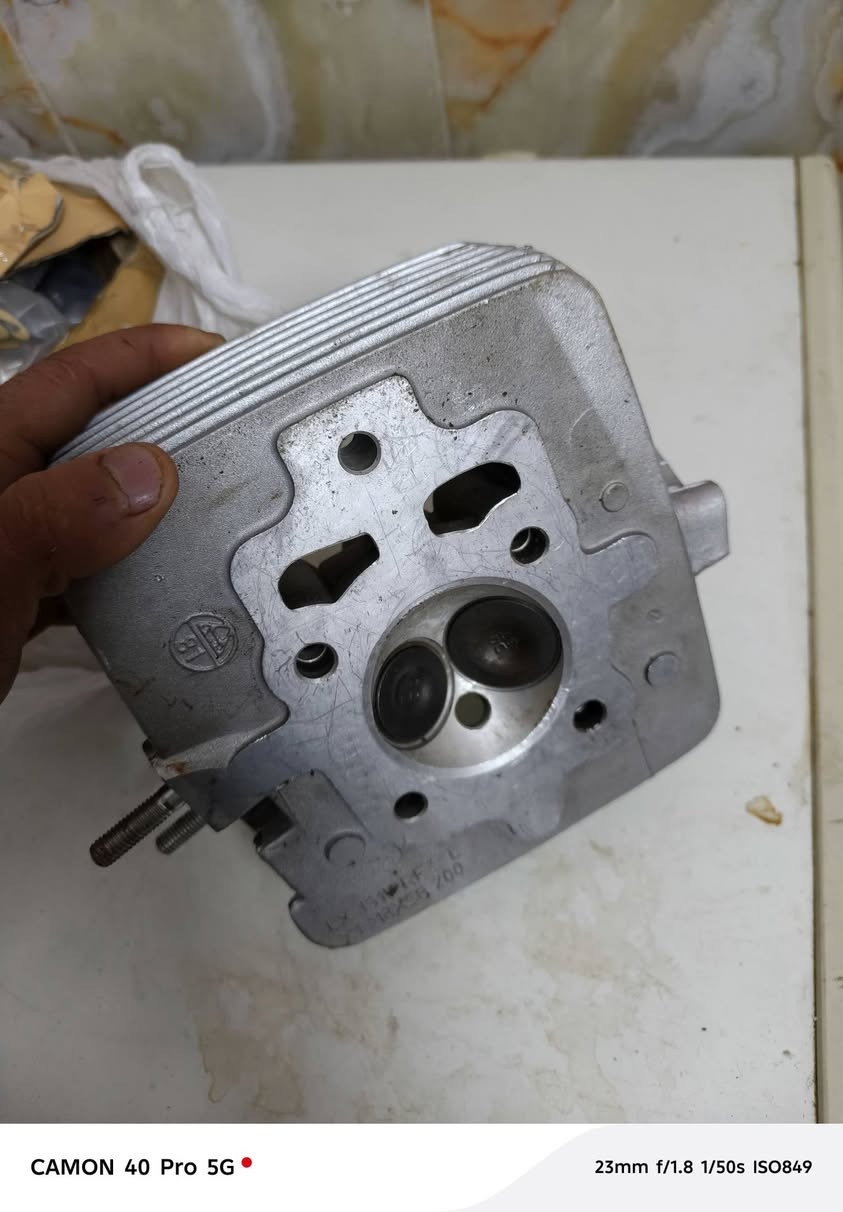 سلام عليكم مكينه دايوان مال مصطفى اصليه مال ستوته نكره سلف شغاله جيب وشد  كدام عينك نضيفه وعلى فحص سعر 150
كور اصلي مامشدود جديد بعده سعر 30بوشه وبستم بعدهن بجيس اصليات ب25مكاني بغداد رقم الهاتف ***********
