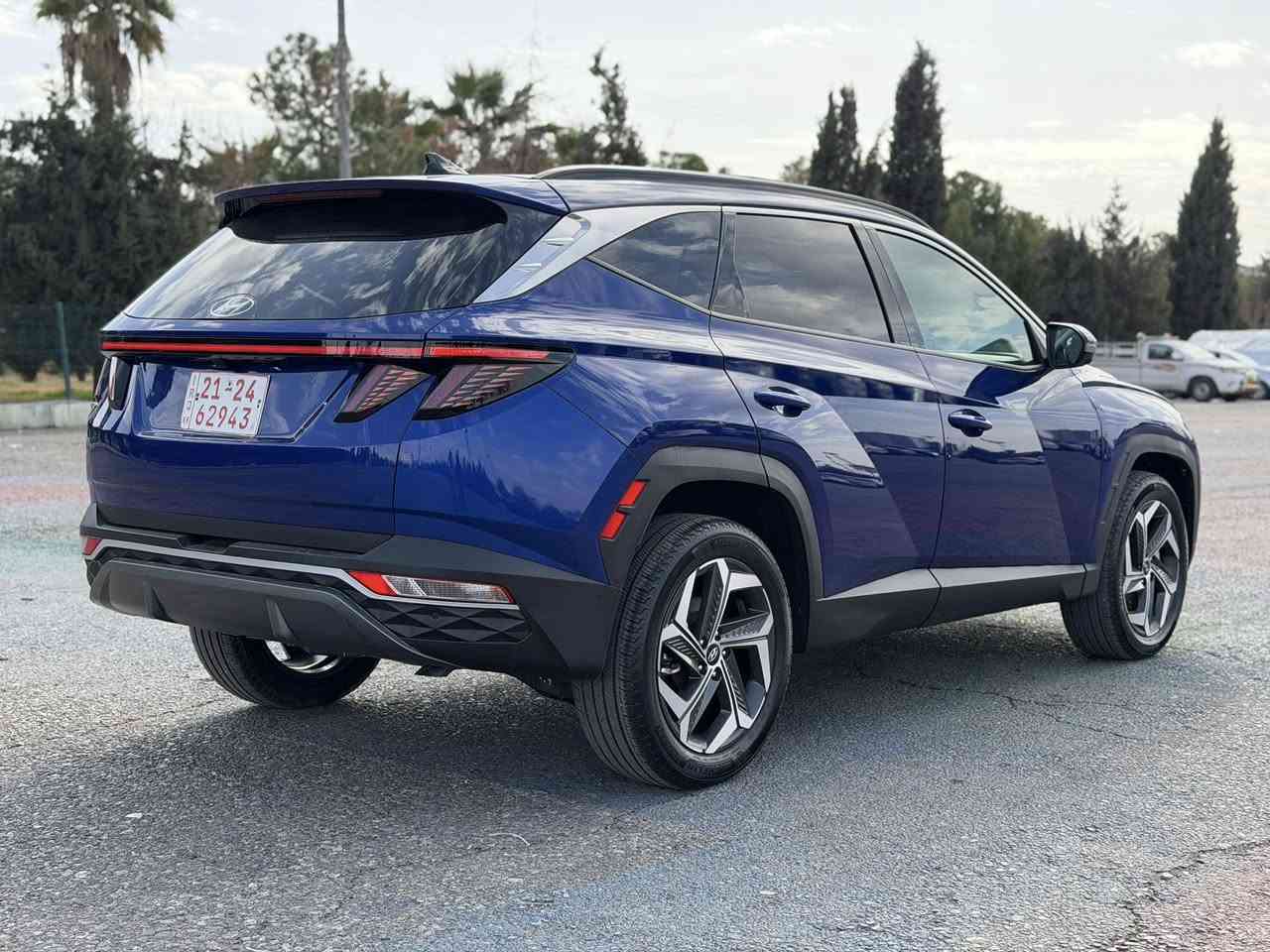 هونداي توكسان 

مواصفات فول فول اعلى فئة 

عداد المسافة 10 mil 

الحادث : كما موضح في الصورة 

كافة ايرباكات سليمة 100‎%‎ 

العنوان : اربيل - شركة ريبوار سالار 

للتواصل واستفسار 

واتساب - 
***********

***********
