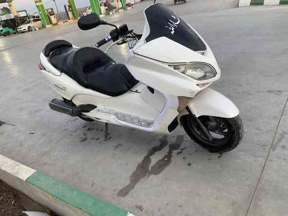 فورزه 09 كير ملغي بصمتين 2
كلك كفاله من سرقه 
دراجه ما بيها شي أنطيك طرح للبصره 
كيج حماوه كيج سرعه عداد 
دهن كله الزين 
عيبها بس الويل خلفي بيه عواج شويه 
مكاني واسط الزبيديه السعر 850 بيها مجال قليل  إذا ما تشتري لا تعبني شكرا ***********
