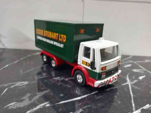 سلام عليكم شباب هذن القطع للبيع نضافه فول حديد بلكامل وزن ثقيل سعر القطع ٣٥ الف اي استفستار على الرقم ***********
