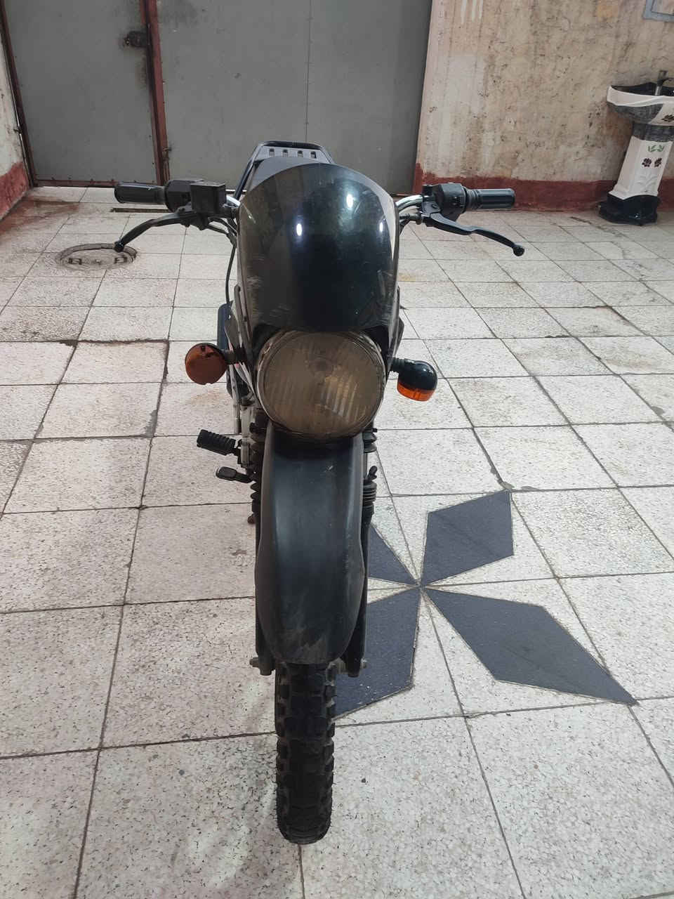 بوكسر 21 مرقم للبيع تحويل شوكت متريد
ادامه دائميه بنزات ودهن وفلاتر بيع مستعجل السعر مليون ونص وبيها مجال بسيط بغداد المشتل ***********
