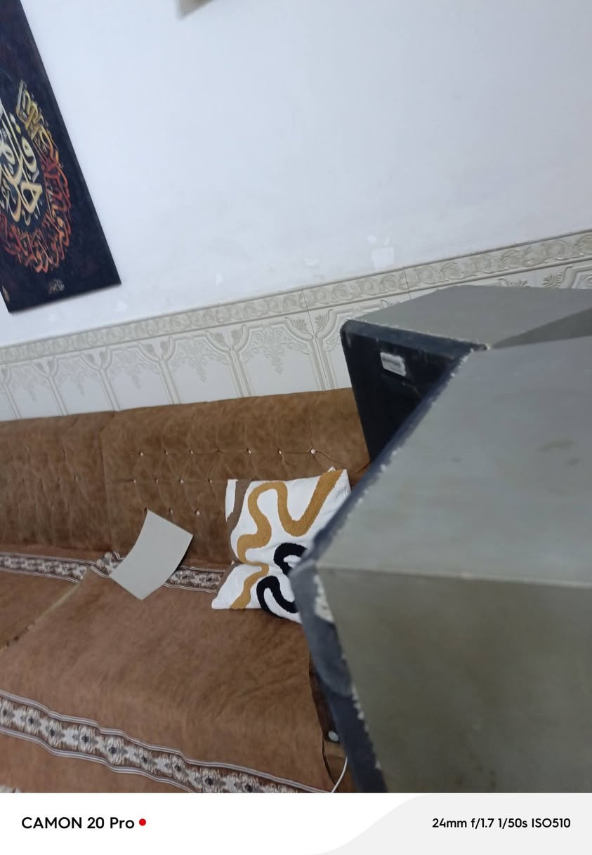 مسجل رايزنك نظيف  سماعات نظيف كله شغال السعر ١١٠ الف مع التوصيل اتصال *********** ابو احمد المياحي
