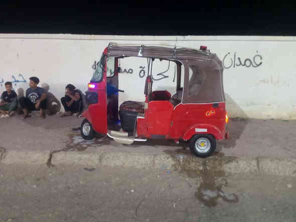 سلام عليكم تكتك البيع 22شهر 8كفاله عامه ما عده بارد يم البك اليت فقط حته ما بين رقم تكتك كامله شراي رقم ***********ما بي وتساب
