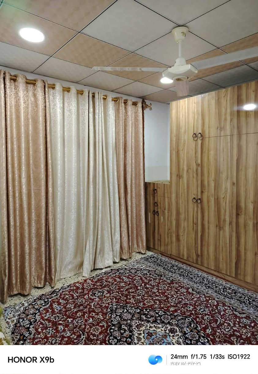 عروض مكتب انوار الخير 
دار للبييع موصل جديده قرب اليابسات
مساحه ٢٢٥ متر ١٠ في ٢٢ونص
طابقيين يتكون دار من ٥ غرف نوم 
 و استقبال ومطبخيين  وهوليين
ودرج معزول طابق ثاني
وكراج كبير   ملك صرف طابو
من شرعي مباشر
***********
***********

