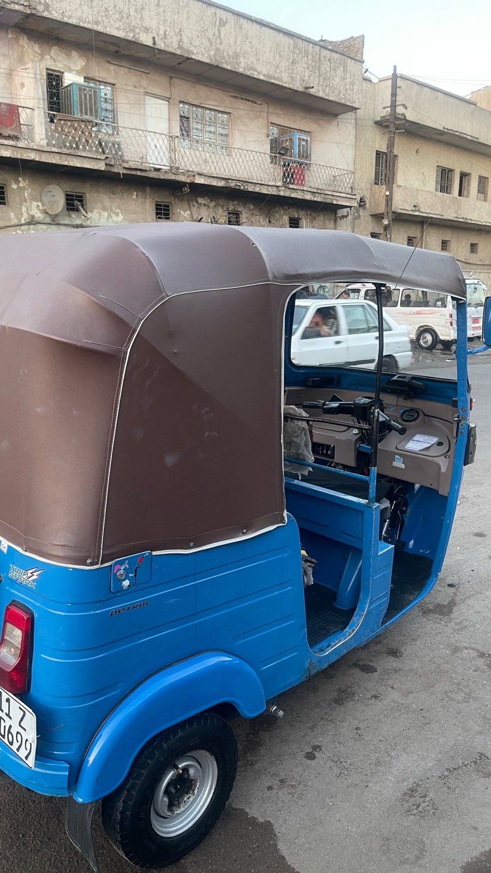 تكتك موديل 2020 محرك مامطخوخ لاتنقيص لاتبخير مامفتوحة ابد مرقمة رقم انكليزي تشتري ثاني يوم احول ب اسمك كبل كهربائيات كلها شغالة تكتك خير من الله فول نظافة  السعر 7 ملايين 