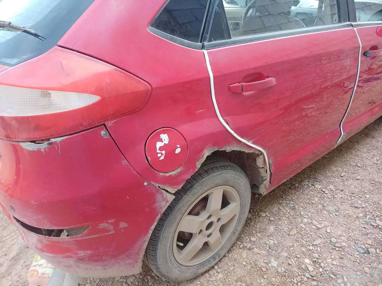 شيري فلاوين للبيع سعرها 13 كيرها جديد محركها بي بخار كلشش قليل اصلن مايبين بدايه سنويه استنساخ وراعيها بالبصره ماواصليله  مكاني ناصريه بالاسكان الصناعي *********** اتصل او واتساب
