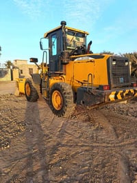 شفل زت لا موديل 2012 حجم ٣٠ جاهز للعمل مرقم وجاهز سعر ١٩٠ وبيه مجال لل...