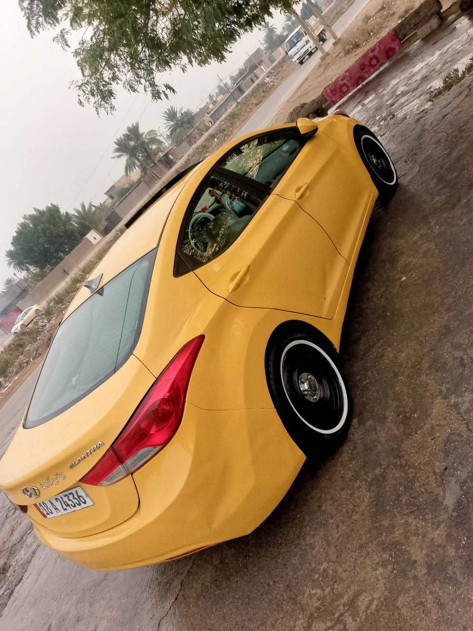 عمي سلام عليكم ورحمة الله وبركاتة النتره الفين 13 مريكي حادذه جوملغ وبنيد سياره بسمي  لل 30 سنويه تخم تاير جديد حداديه جديده سياره عميه مو فول موصفات دواخله حلوه تبريده اتعهد بي بس فريز ولسعر 96 وبيه مجال مكاني بابل محاويل ول مو شراي لحد يدك ‏‪***********‬‏
