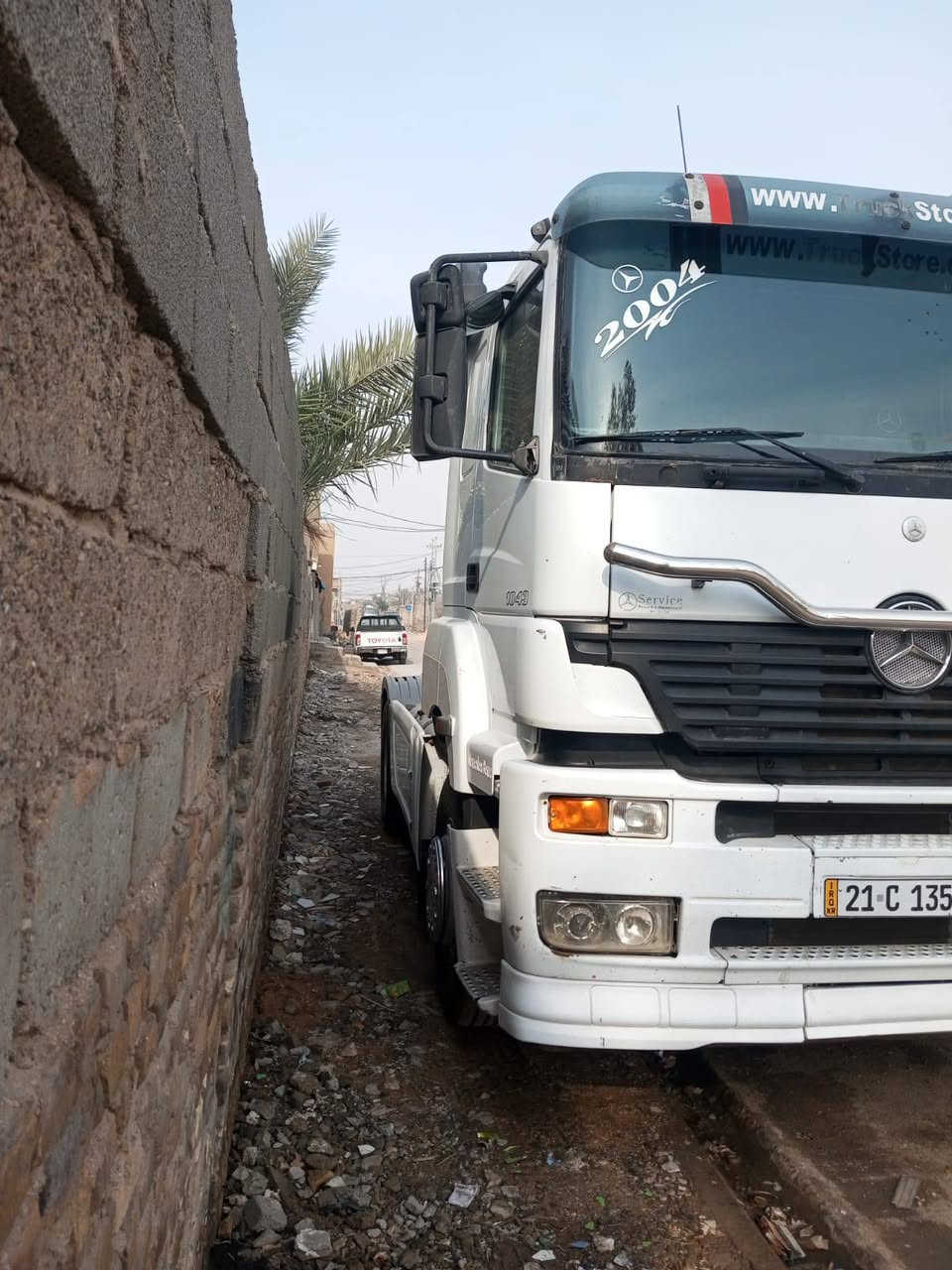 السلام عليكم اكسور للبيع موديل 2004 اكس البرينا جير عادي سنويه لل 30 بس راس السعر 160 العنوان بغداد رقم راعي السياره***********
