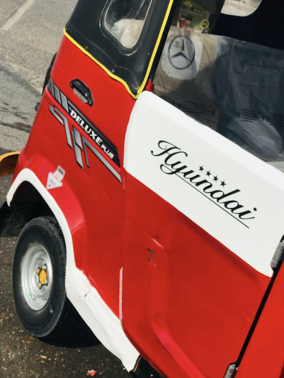 السلام عليكم تي في اس للبيع موديل 22 مكينه مجفته تجفيت شركه البدي بيه طخه بالغد بسيطه بس لا معجون ولا صبغ التكتك جاهزه كبل الشارع ومكينه حلوه رقم بصره عنوان بصره حيانيه ***********
