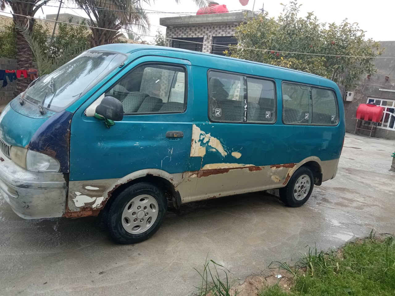 للبيع مكينه3000 جديده كير اكسن تايرات موديل 1996رقم احمر/بغداد  شواصي معمرات دوشمه جديده كهربائيات سياره جاهزهب38السعر /***********
