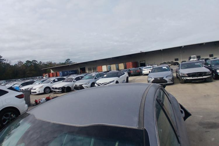 كي فايف 2025
جتي لاين فول عدى الفتحة 
كشن تدفئة 
3 مودات قيادة 
رادر 360درجة 
مصلحة وجاهزة  بيه جاملغات2 ربعهم مصبوغ 
والجنطة 
بدووون شواصي بدون دواخل 
موجودة بغداد بدون رقم 
***********
