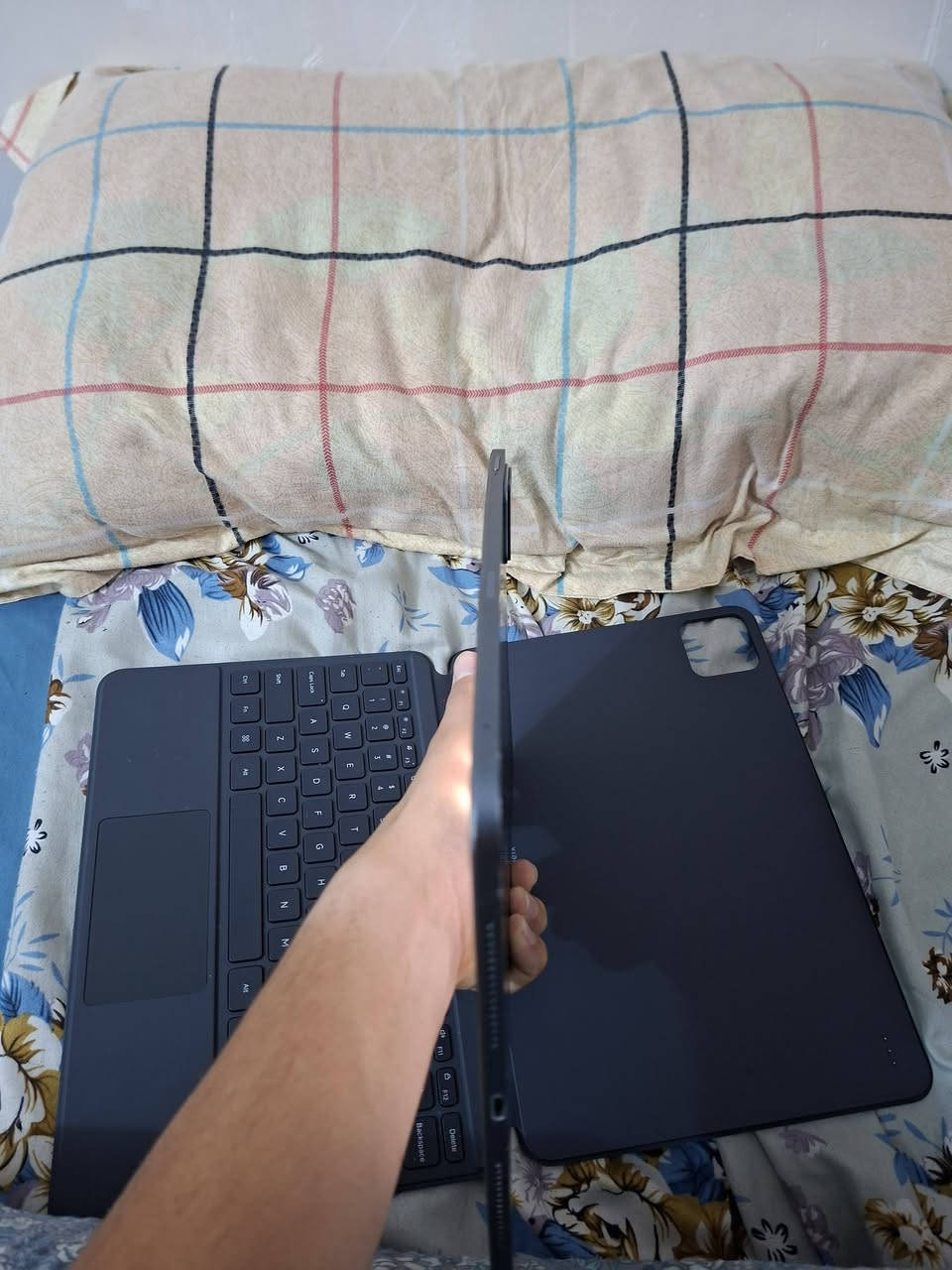 Pad 6s pro 
ذاكره ٥١٢ عشوائي ١٢ 
مع كيبورد كفر وكاله 
الجهاز نظافتة ٩٠% 
يشغل ببجي ١٢٠ فريم جهاز صوته مرتب 
رايده هوه و الكيبورد ٥٢٥.٠٠٠ الف
للتواصل 
***********
