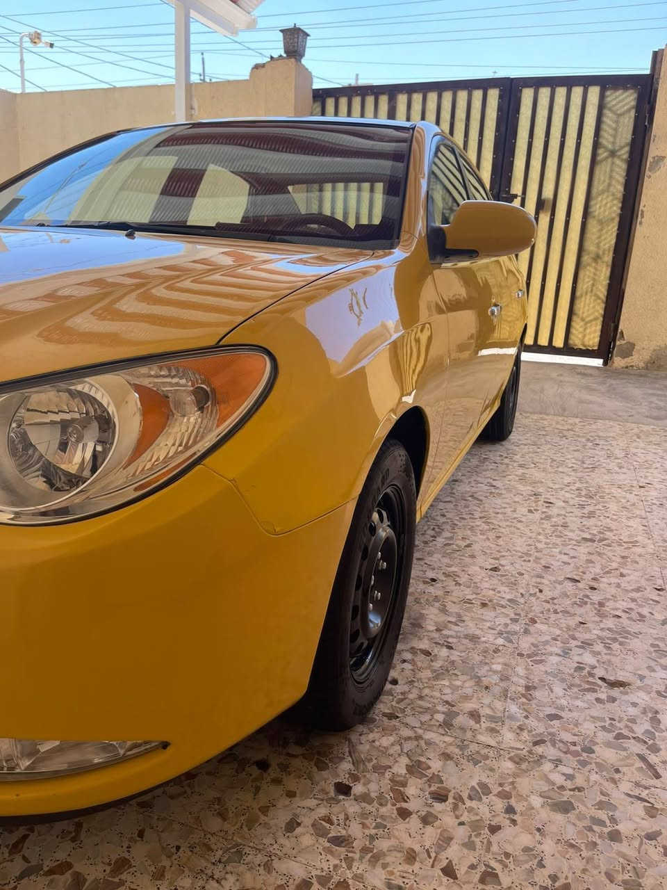 السلام عليكم انترا صابونه مديل 2009 مكينه 2000وارد امريكي بيه شويه بل جاملغ المامي جاهزه مكينه كير تبريد ثلج طخم تاير حداديه جديده دوشمه سفريات شاشه الف ماذب عليه سنويه ستوه نفذت مصفره راعيه يمي بلعماره السعر ٨٥ وبيه مجال بصيط مكان السياره ميسان الشراي يتصل ***********
