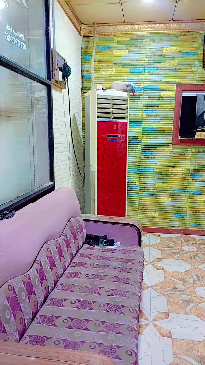 السلام عليكم  مكلف بالنشر فثط محل الايجار حلاقه متكامل وجاهز يتأجر حلاقه او غيرها عادي الموقع شارع الوطنيه محل نضيف ومرتب سعره ايجار او البيع انتصل عله رقم 
***********

مكلف بالنشر فقط
