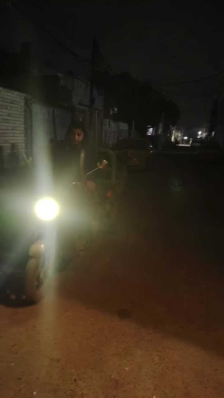 السلام عليكم مصلح موقعي
لجميع انواع دراجات والستوتات شحن 
اجيك لباب بيتك
 جميع الادوات متوفره
وعليه  خدمت توصيل متوفره جميع المحافضات
ومتوفر عندي جميع انواع البطاريات جديد  و مستخدم
*********** واتساب
