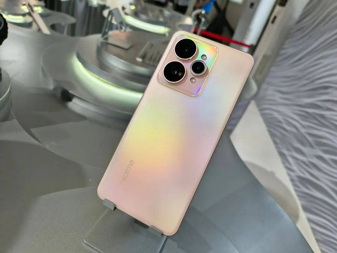 ريلمي 15برو مستعمل شهر للبيع السعر 500 الف لاتجي وتعاملني جهاز شرط جديد لوك بعده مكاني حي انتصار ***********
