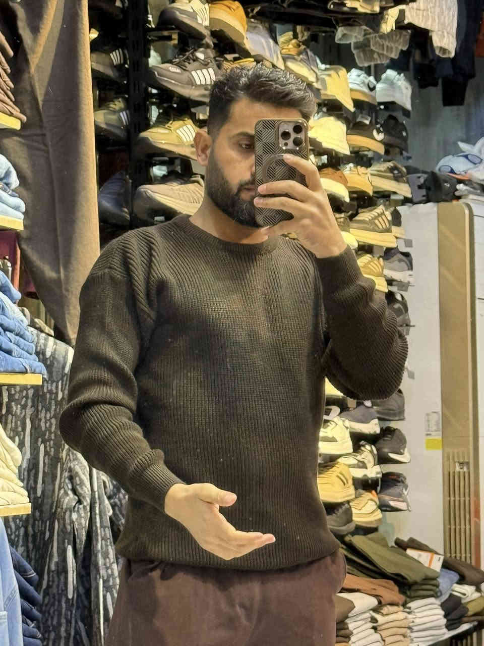 ازياء ايمن عامر
عنوانا/ديالى/خانقين/شارع مزرعة
توجد خدمة توصيل لجميع محافظات العراق
للاستفسار اكثر وتساب ***********
