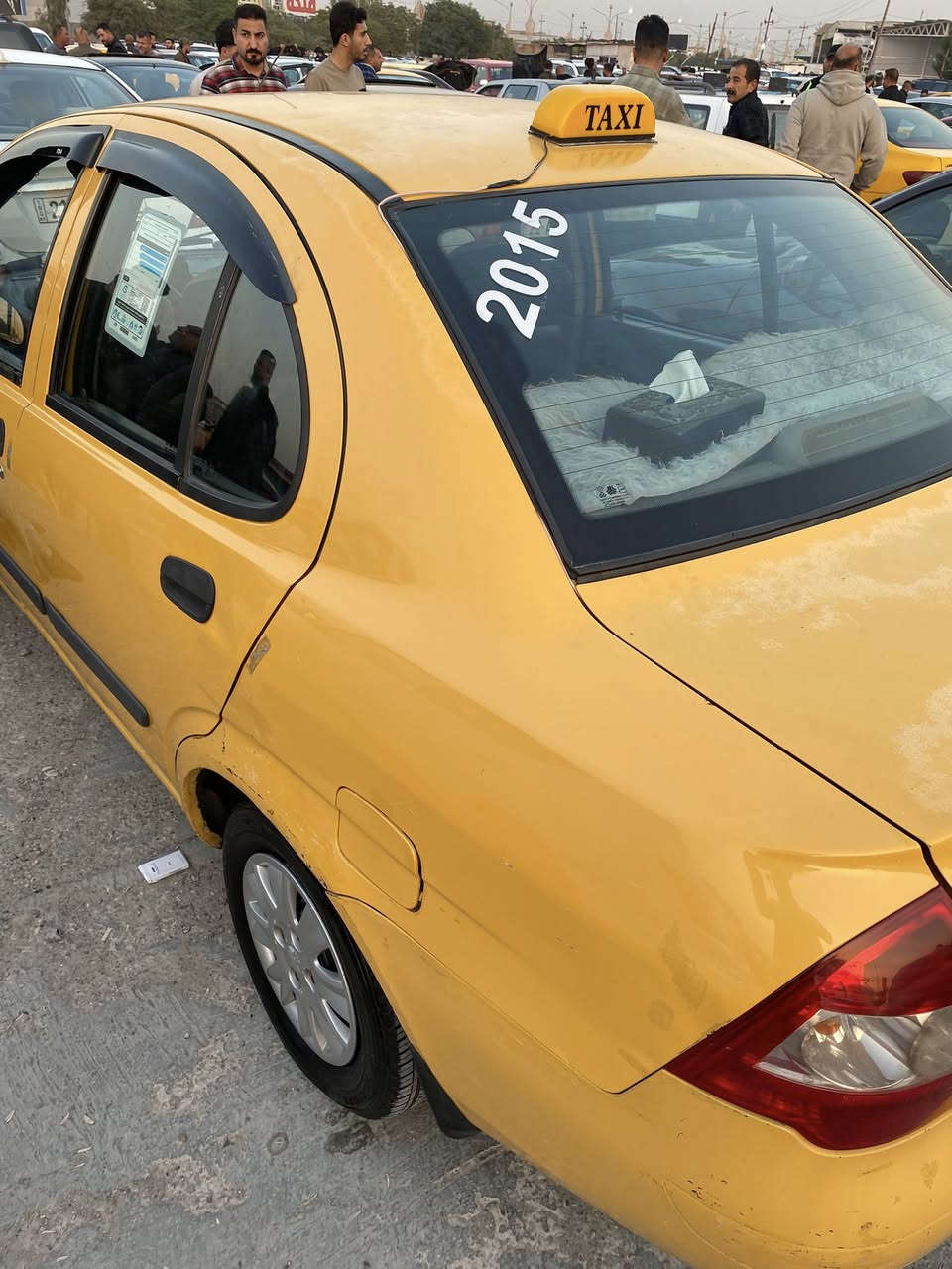 سلام عليكم طيبة موديل 2015كير و محرك خير من الله الگشر گدام عينك رقم جديد سنويه لحد شهر 11جديدة دواخل نظيفة كوبون بنزين بيه هيئة و غرامات اني مسؤل عنه رقم بغداد سعر 41 وبيه مجال ***********مكان السيارة طوزخورماتو
