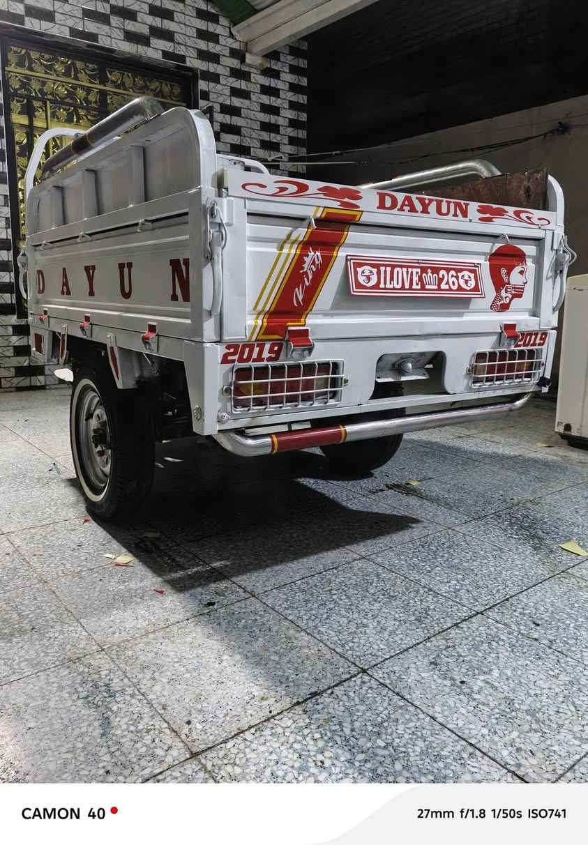 السلام عليكم ستوته دايون موديل 2019تعمير. 25كله جديد اوراق اصولي ستوته نضيفه وخير من الله. ماعوزه برغي. سعره مليون و 700وبيه مجال حك جيه. ناصريه مركز. ***********
