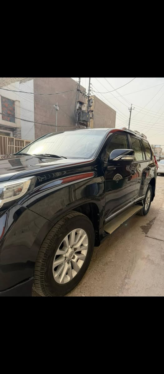 من رخصت الادمن برادو VXموديل17 كويتي فول مواصفات 1على1 اعله فئه موصفات بصمه وفتحه جلد كشنات اماميه كهرباء كشن حار بارد سبعه راكب كهرباء 6سلند السياره بيهه طخه بل قبق الصندوك وجاملغ الخلفي بيهه ملاحضات السعر 30 لف ترهم مراوس عالي ناصي ميهم ***********
