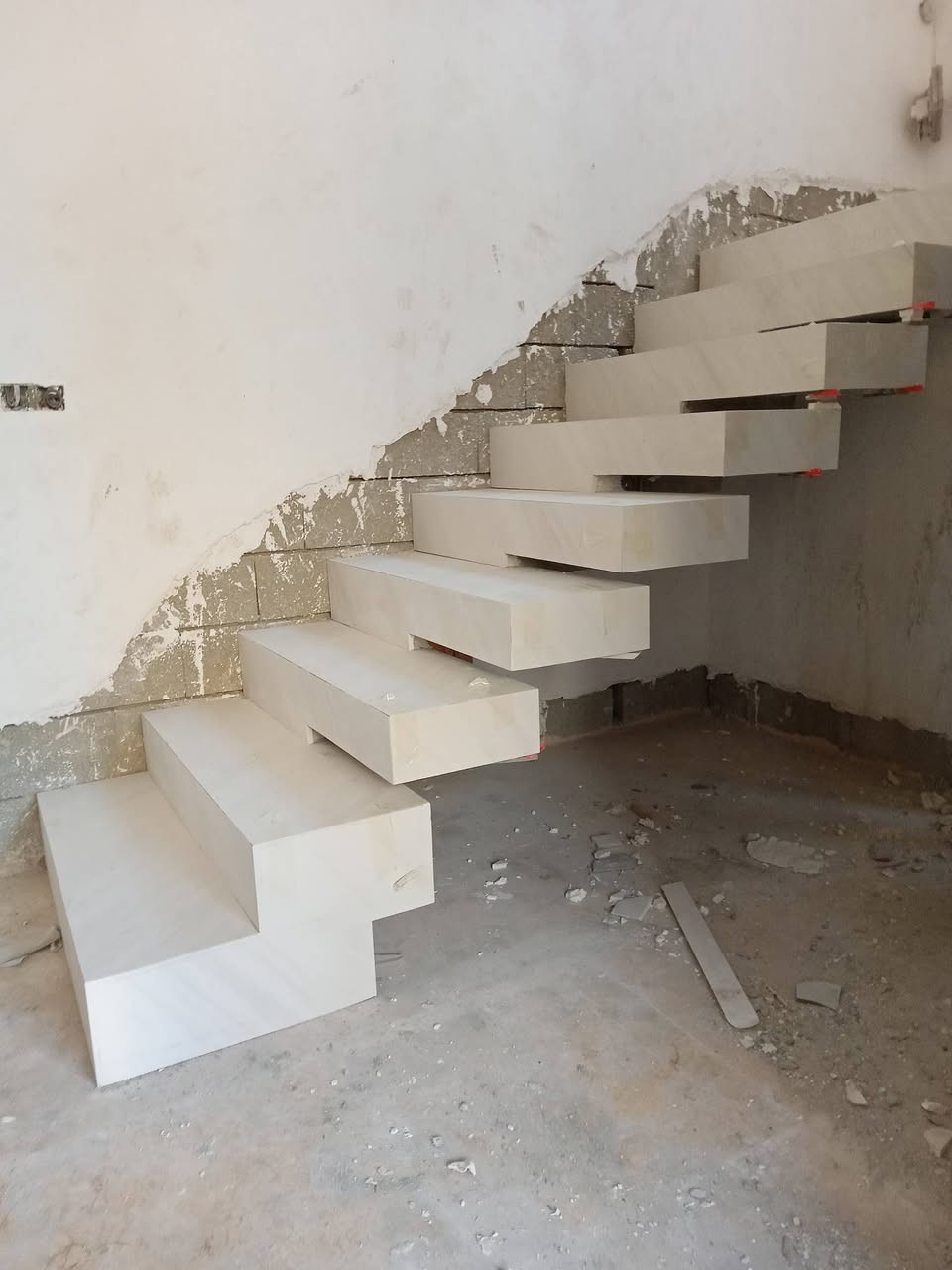 شغل ارضيات بورسلين وسيراميك شغل شرط جميع انواع الارضيات ***********
