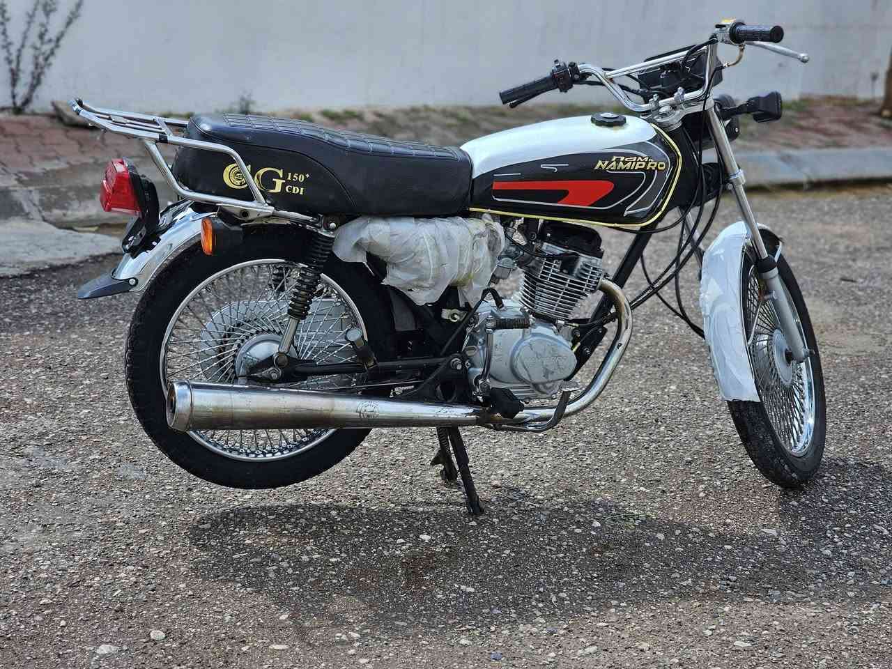 نامي برو 19 للبيع باقي التفاصيل خاص.


**إذا كنت صاحب هذا الإعلان وتريد حذفه لأي سبب، رجاءا أرسل رسالة إلى الدعم الفني**