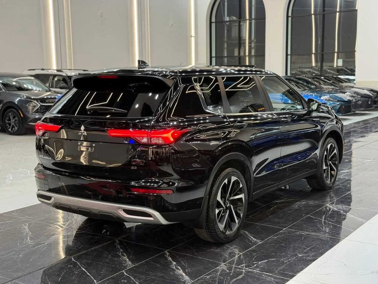 𝟐𝟎𝟐𝟒 𝐌𝐈𝐓𝐒𝐔𝐁𝐈𝐒𝐇𝐈 𝐎𝐔𝐓𝐋𝐀𝐍𝐃𝐄𝐑 𝐒𝐄 𝐏𝐋𝐀𝐒

ميتسوبيشي اوتلاندر (SE PLAS) موديل : 2024

اللون : اسود

عداد المسافة : 51 الف

حجم المحرك : 2.5L ( 4,سلندر )

 بدون صبغ ☑️ فقط مكانين صغير تعديل PDR

بدون دواخل بدون ارباكات

المواصفات : 𝐒𝐄 𝐏𝐋𝐀𝐒

فول فول مواصفات 1/1

فتحة سقف بانورما

كيج الكتروني

 بصمة ابواب 

بصمة تشغيل 

تشغيل عن بعد

شاشة كبير لمس

شحن واير ليس

‎كاميرة °360

‎كاميرة امامي 

‎كاميرة جانبي

‎كاميرة خلفي

هاند بريك بصمة

اوتو ستارات (𝐀𝐔𝐓𝐎 𝐒𝐓𝐀𝐑𝐓)

اوتو ستوب (𝐀𝐔𝐓𝐎  𝐒𝐓𝐎𝐏)

رادار امامي (تحديد مسار)

رادار جانبي  (نقاط عمياء)

رادار خلفي (التحذير من الاصطدام)

حساسات امامي

حساسات جانبي 

حساسات خلفي 

نظام (𝐄𝐂𝐎)

نظام (𝐍𝐎𝐑𝐌𝐀𝐋) 

نظام (𝐓𝐀𝐑𝐌𝐀𝐂)

نظام (𝐆𝐑𝐀𝐕𝐄𝐋)

نظام (𝐒𝐇𝐖𝐎)

كشنات كهربائي

كشنات هیتر

تحكمات استيرن 

استيرن هیتر

تبريد لمس 

تبريد مركزي 

صندوق شفط كهربائي 

لايتات (𝐋𝐄𝐃) عدسة زينون بيلادي 

بكلايتات (𝐋𝐄𝐃) ليد بيلادي

ويل كروم 

بعد هواية مواصفات…

‏‎تفاصيل اكثر الاتصال علی ارقام التاليه

‏ WhatsApp☎️
***********

***********

‏‎عنوان📍اربيل فرع ناقلات

معرض كاليفورنيا كارسCALIFORNIA Cars
