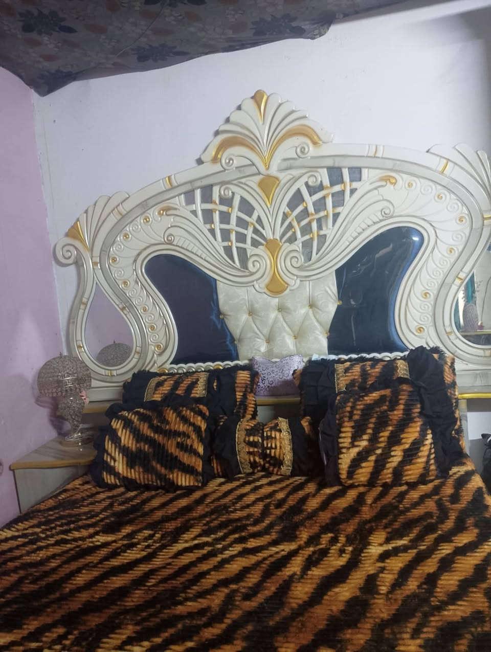 غرفة اخشاب عراقي البيع سعر اتصل *********** عنوان منطقة طليحة
