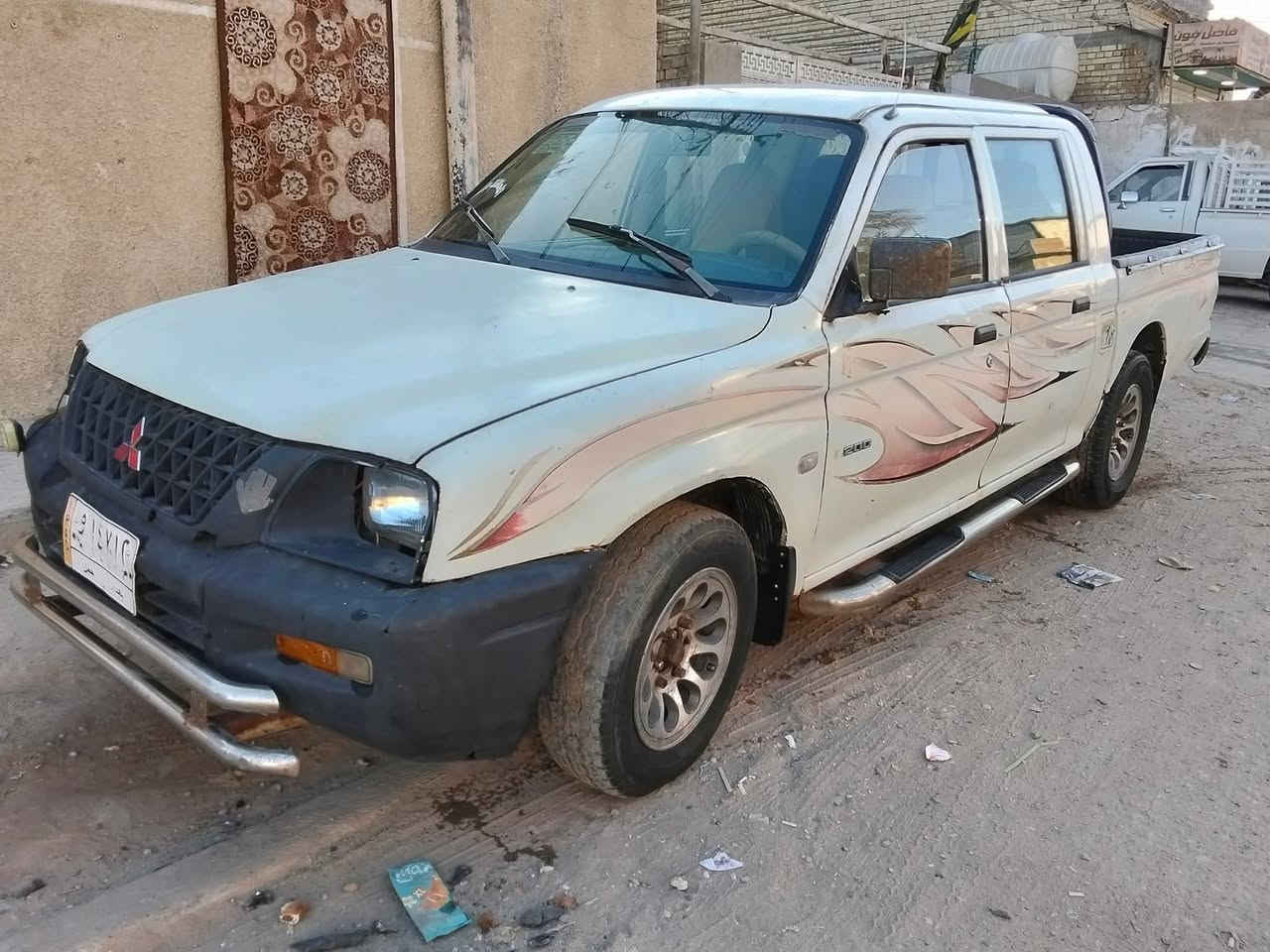 مسيبوشي موديل 2002 
  بغداد الماني. السعر 52 $
كير وتماتيك ، محرك ونجي  
كير اكسن محرك شاصي مكفوال 
 ***********
مكاني بغداد غير متواجد على النت
