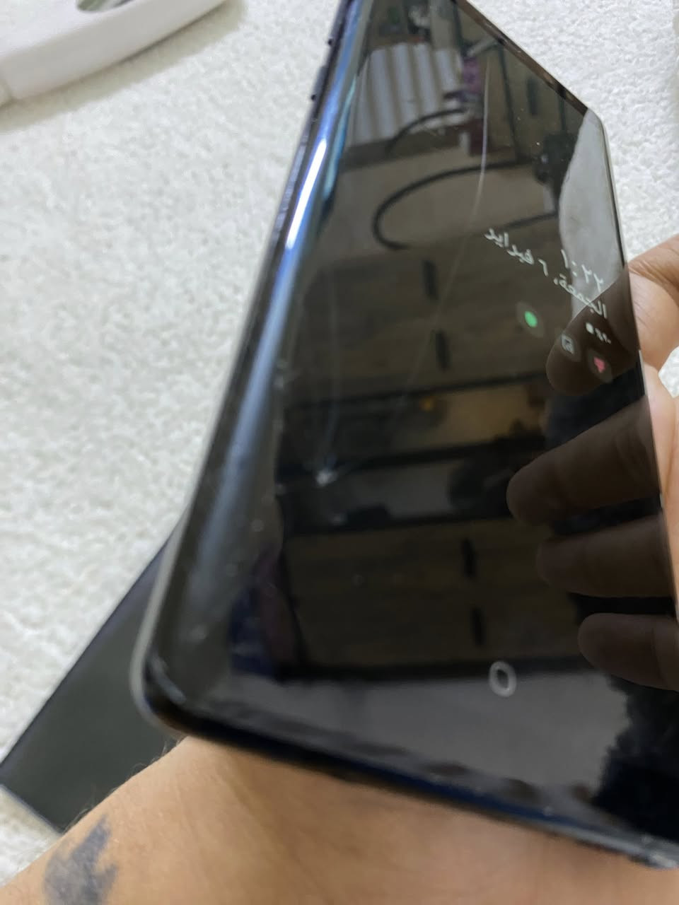 للبيع نضيفات حيل الايفون مبدل بطاريه اصليه امانه الله *********** وال نوت ٨ بي فطر بشاشه ابد ممأثره
