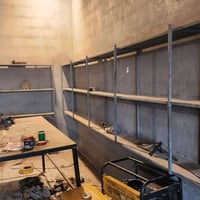 قرنه ثغر • رفوف حديد ثقيل • ٣ قطع (٦م،٤م)