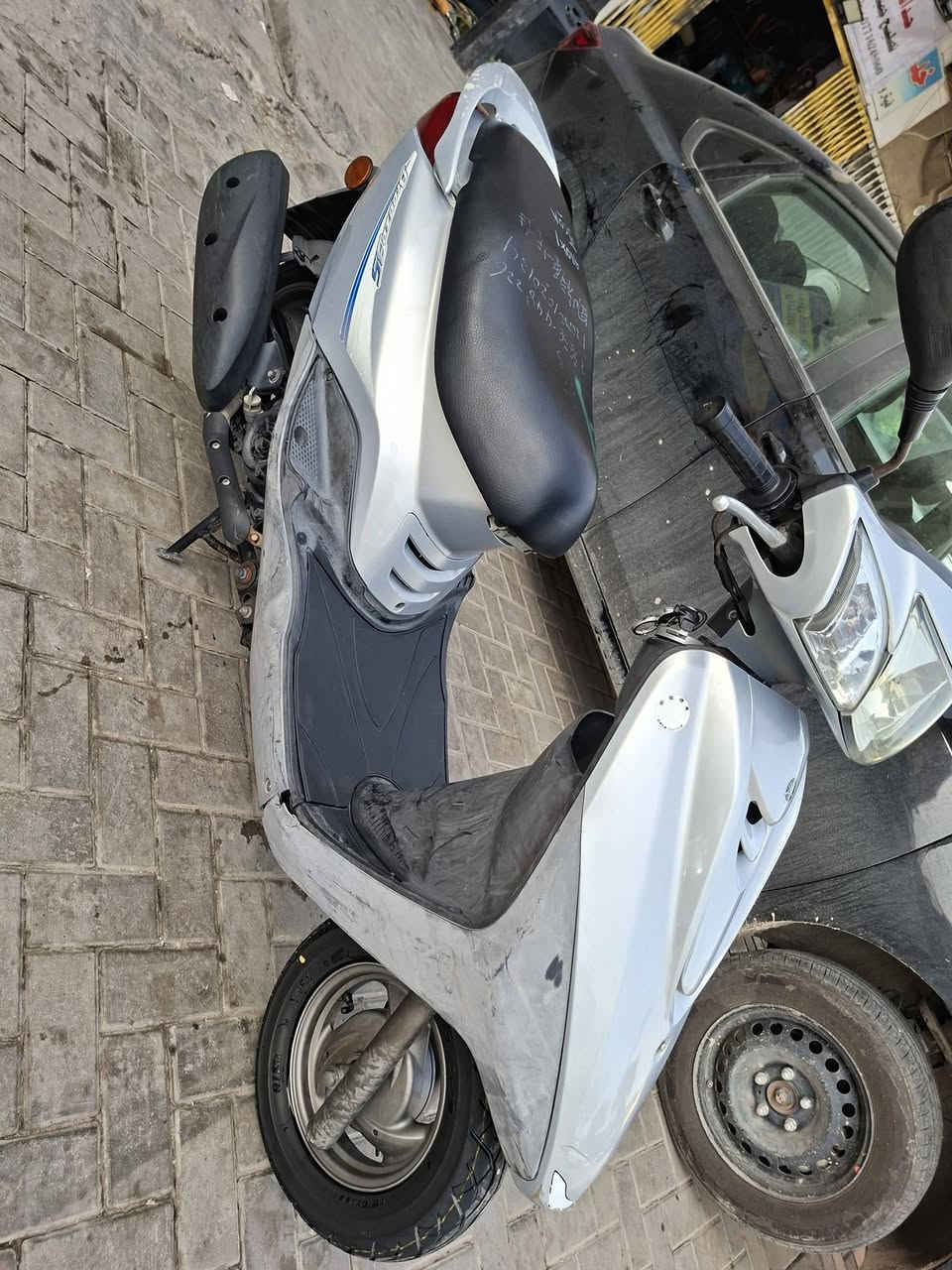 بريز بغبغاء رمبه جديده بمعنه الكلمه
السعر 1100 مليون وميه مكاني بغداد الصليخ
***********
