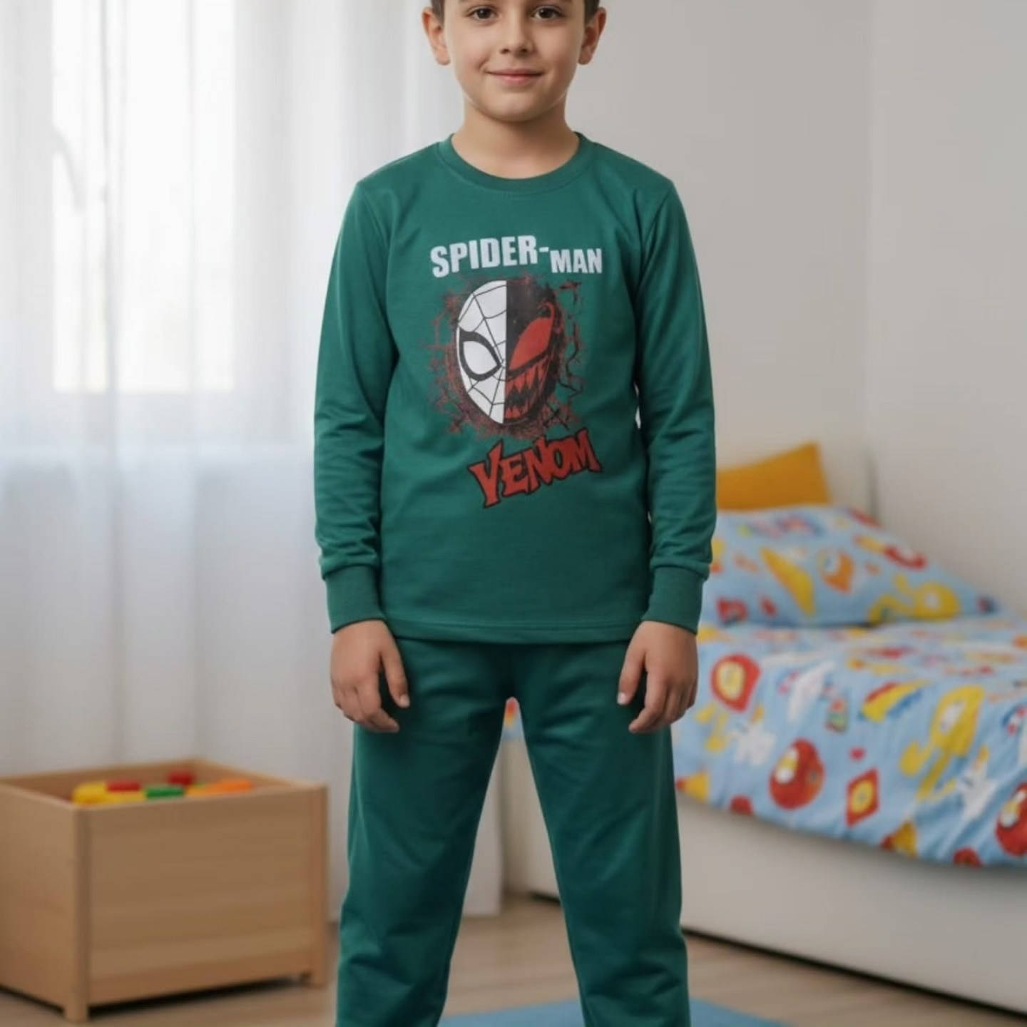 🚨 جملة فقط  🚨
تراك ولادي وبناتي  بهاري.  
سعر الدرزن 36 الف  
📌لا يوجد مفرد.   
  قياسات من 2 الى 8 سنة 
5الوان.          
الدرزن 12 قطعة 
يوجد  توصيل جميع المحافظات 
للتواصل واتساب  📞 ***********
تلغرام  https://t.me/AAHAD13
