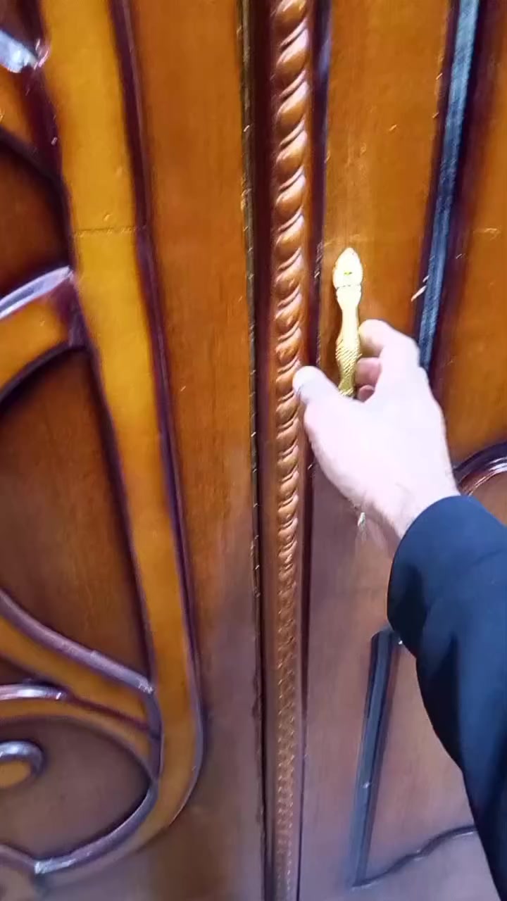 سلام عليكم رمضان كريم عليكم  تقبل الله طاعات كنتور 6ابواب صاج سعر 325وبي مجال لطيبين مكاني بغداد الحريه *********** متواجد واتساب
