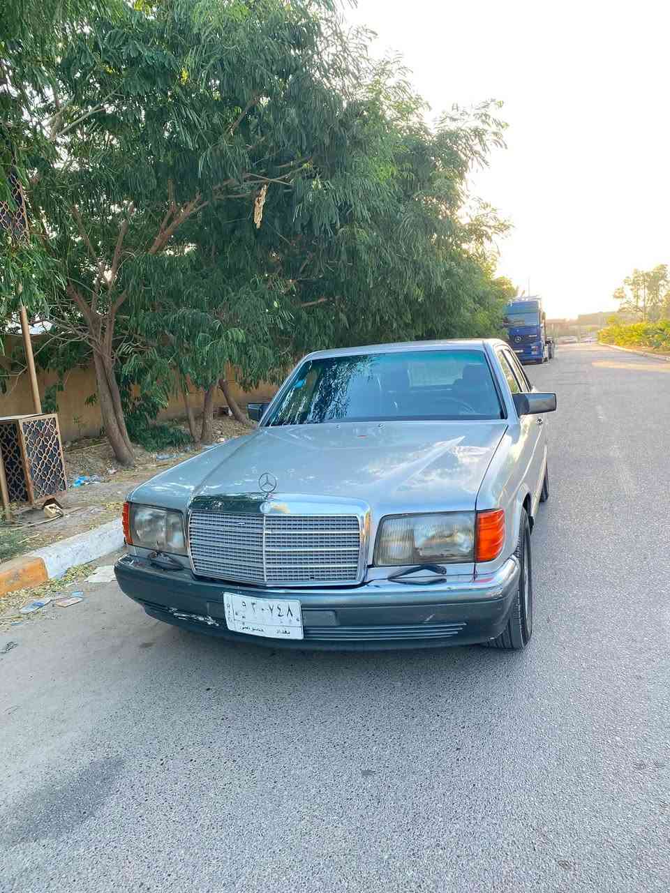 سلام عليكم
مارسدس جامبو 
موديل 1991
رقم بغداد ألماني باسمي 
كير مكينه كفاله 
صدر نص عمر تخم تاير جديد كهربائيات كلها شغاله
باتري جديد 
كفاله من الضربه و الكص والتبديل 
مصبوغه عام للجماليه فقط
السعر 67 و بي مجال بسيط 
العنوان 
بغداد المحمودية 
***********
*********** بي واتساب
