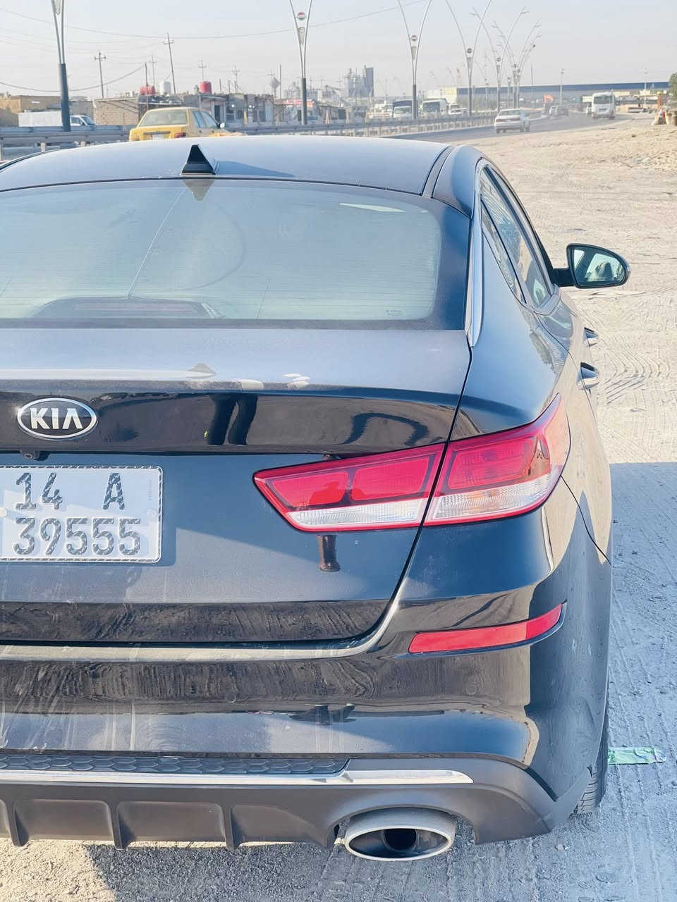 السلام عليكم 
اوبتما موديل 2019
امريكي مواصفات .fe
السياره لون اسود 
مكينه كير مكفولات 
حادثاها دعاميه فقط وشبر من البنيد 
وبيها طخه ع كد شبر بلجاملق الايمن والايسر على حطتهن
السياره رقم بصره مشروع وطني 
السنويه منتهيه قبل شهر 
تحويل ثاني يوم
مكينه gdi2400
شرط بدون اي دوانز 
الاتصال ***********
او واتساب على نفس الرقم 
صور الحادث موجوده عندي 
السعر 152 وبيها مجال
