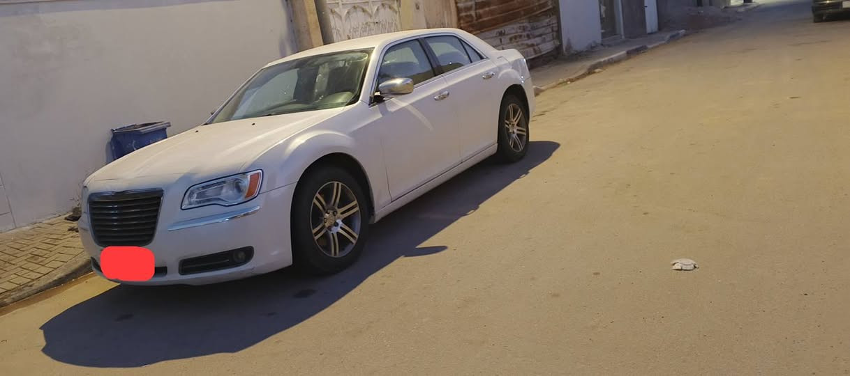 اوبامه ادوات متومه طبق الاصل سنويه وارقام اصليات 
جديده كلش حلوه وجاهزه حلوه كلش كلش لون ابيض  صدفي 2014  والسعر هيج نظافه ولون ماكو السعر 56  مكاني بصره بصره ***********
