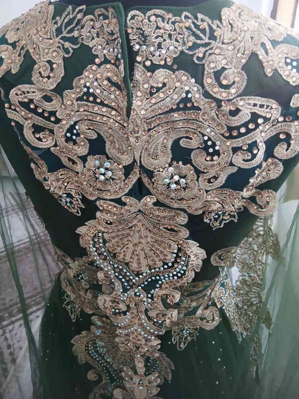 فساتين نظيف يرادلهم كوي.الاخضر لونه زيتوني غامق كله شغل أيد فخم بس الفصوص ب٢٥ الف.يلبس لحد وزن ٦٠ البيجي قصير للركبة يلبس لحد وزن ٧٠ .اي تفاصيل ع خاص.سعرهم اثنينهم ٥٠ الف مع التوصيل


**إذا كنت صاحب هذا الإعلان وتريد حذفه لأي سبب، رجاءا أرسل رسالة إلى الدعم الفني**