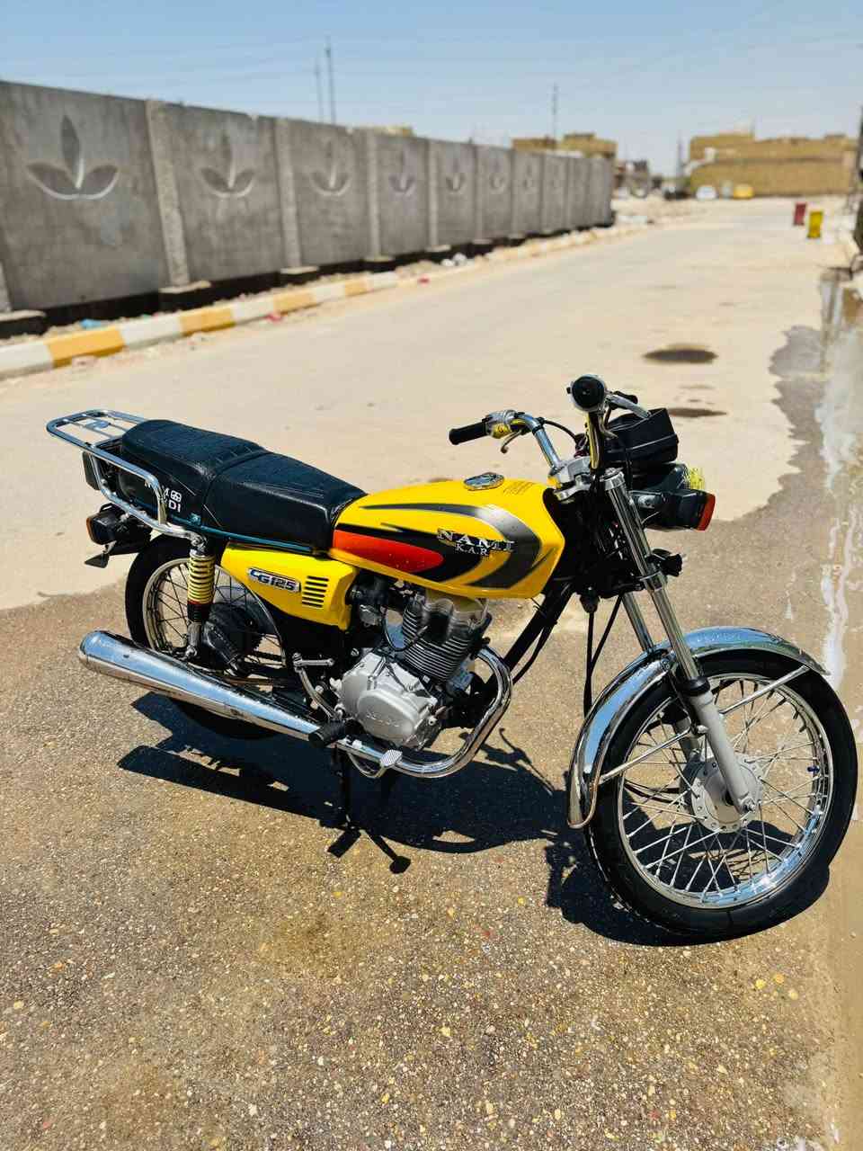 دراجه نامه سكنر الدراجه بيه وصل من الكرار مفتوحه والفات السعر خاص مكاني ناصريه اسكان الصناعي وهاذه رقمي ***********
