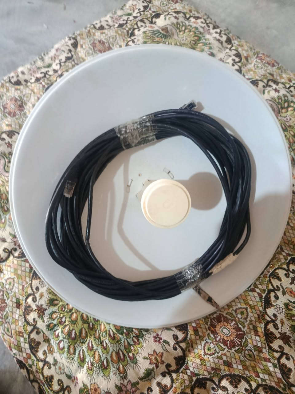 صحن نت كل عيب مابي شرط الشغل السعر 50 وبي مجال بسيط خابر وتدلل ***********
