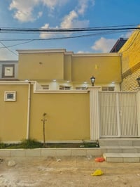 ١٣٠م • مفروش • حي ميسان