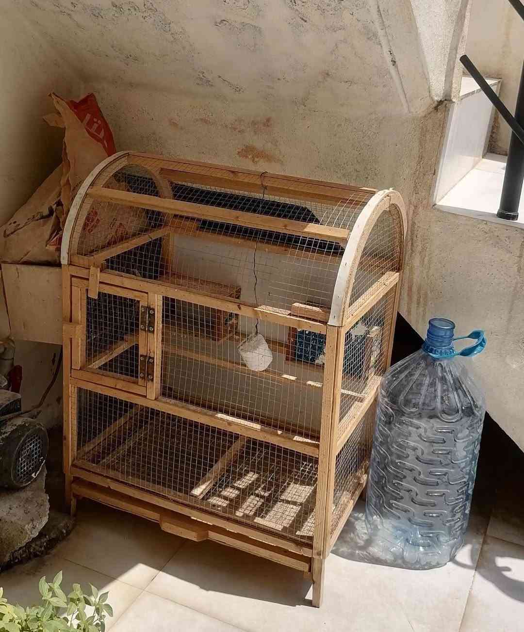 السلام عليكم قفص اللبيع و طباخ و معجون الشراي يجي على الخاص او اواتساب ***********
