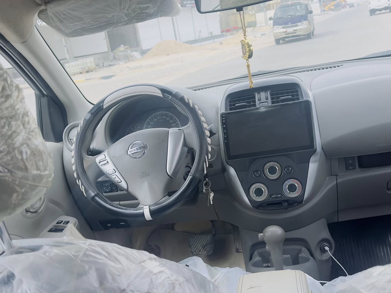 نيسان سني مديل ٢٠٢٢
بيه بارد جاملغ لامامي وخلفي بي صبعين وخماره رصعه بيه 
وباقي كفاله 
سعرها ١٠٤ وبيه مجال استفسار اكثر ***********
