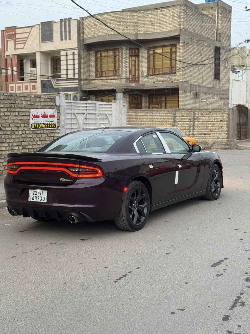 السلام عليكم///.        
المميزة  لون.   بنفسجي 🍊.       2020
دوج جارجر       SXT
ماشية. 31.  شرط لفحص 

⚔️ السيارة باسمي تحويل ثاني يوم  هزة جديد ورقم دولي
 واني حاضر ⚔️

بعدهة بوضع لوكالة 
سيارة جديدة 
  
سيارة بدون حادث.   فقط سرقة باب وجاملغ 
وصور موجودة
سيارة برغي ممفتوح بيهة شرط لوكالة

المواصفات   
المكينة   3/600

2 ويل* 
كشنات كهرباة 
* تشغيل عن بعد .  
نقاط عمياء
مري قلاب
كشنات كهرباء  وحضن

شاشة.  اوپشنات كاملة
سيتم صوت الباين
مري تعتيم
بيها منضومة زنون عدسات شرط نهار

⭕️ السيارة الف دينار متصرف عليها كامله مكملة ومكفوله من كلشي

السعر 229$$
معجبك سعرهة علق بكلمة طيبة مثل وجهك لحلو❤️❤️
اليشوف السعر غالي  سوك كلشي بي سيارة مال جناي متفيد البياع شراي والله يرزق الجميع 
للاستفسار 

‭0771 602 9957‬
