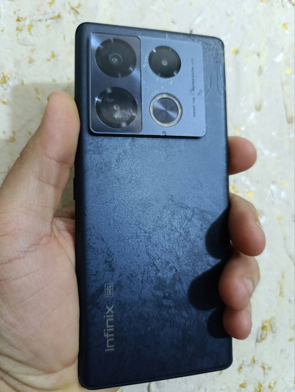 انفنكس نوت 40 5g pro
نظافه ٩٠ ٪ 
مكاني كاظميه 
***********
