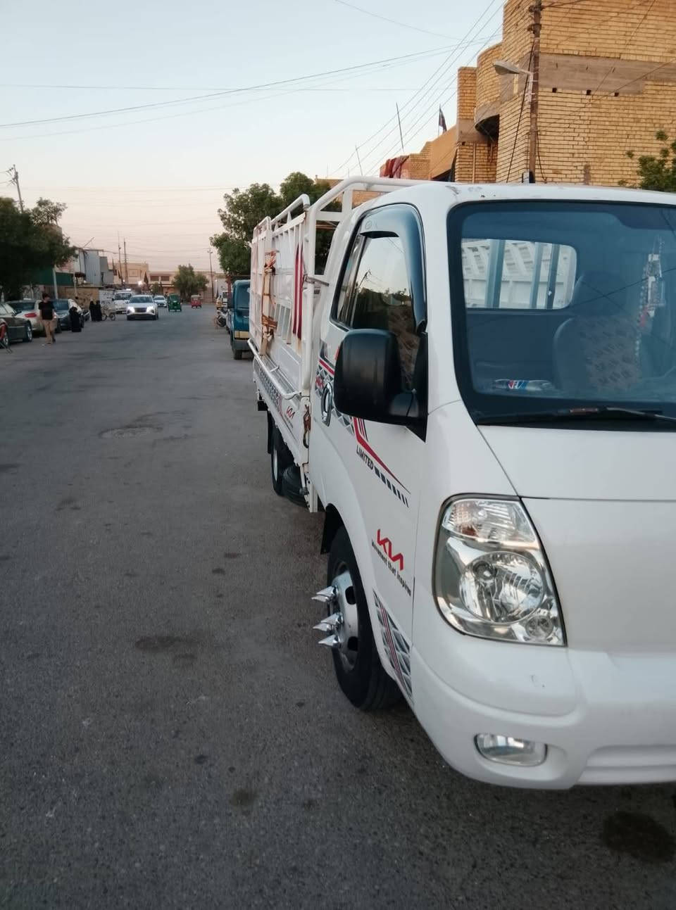 السلام عليكم سياره كيا فعل موديل 2009 سياره باسمي
محرك 4000 
حداديه نظيفه 
شاشه مكفول
رقم بغداد 
السعر  110  وبيها مجال
والسياره خير من الله 
***********
