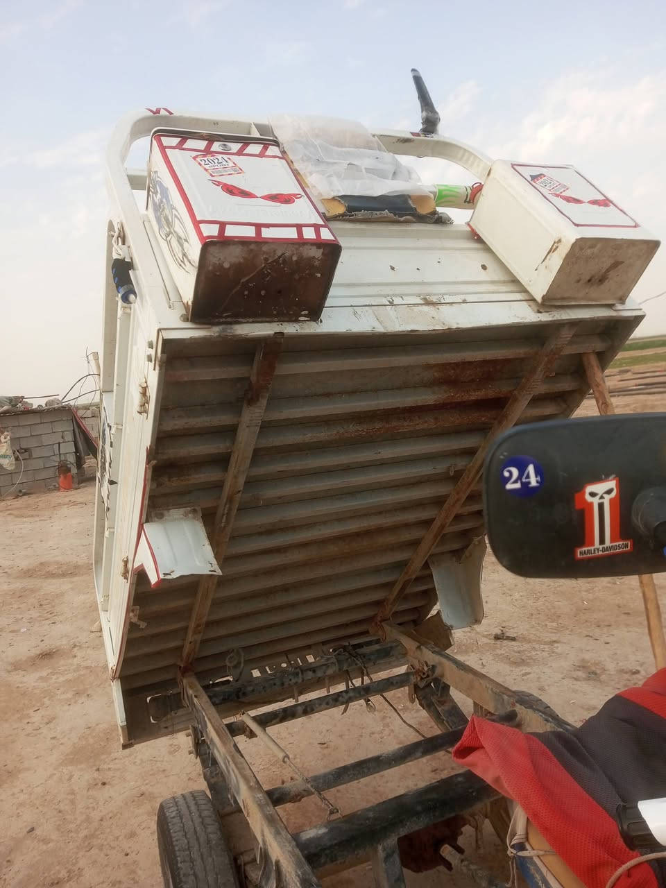 سلام عليكم فحل عالي للبيع موديل 20 ومحرك 20 بلادي شرط كهربيات كلها شغاله سلف شغال عدا
د سرعه شغال تايرات جدد بودي نضيف حيل شواصي نضيفات حيل كلاب ستوته بلاديه السعر وتفاصيل خاص/***********
