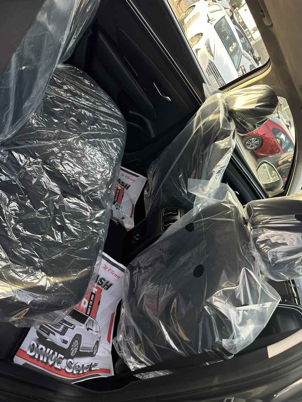 السلام عليكم توكسان 2023
فول مواصفات فتحه سقف كشنات كهرباء
بصمه أبواب  ترحيب عند الاقتراب 
سياره فول مواصفات 
حادثها فقط دعاميه امامي 
بدون دواخل وبدون ايرباك
رقم بغداد الدولي 
العنوان بغداد
للاستفسار ***********
