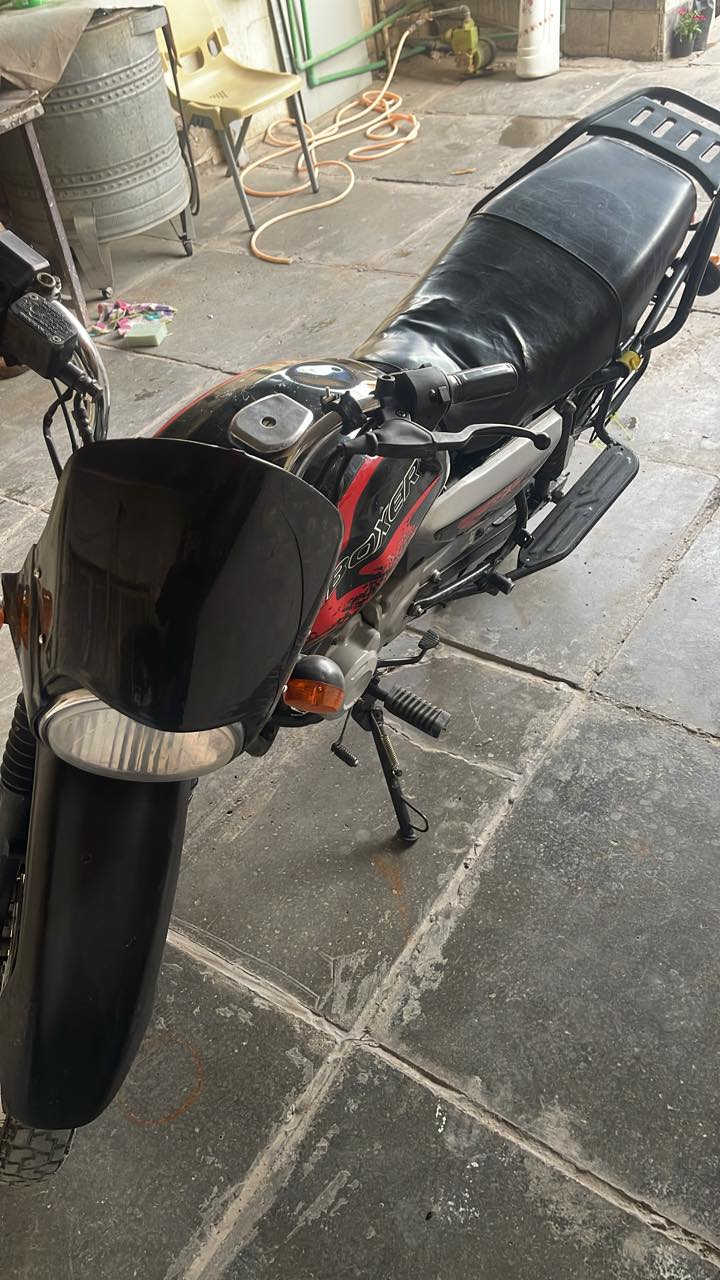 سلام عليكم دراجه بوكسر اروق مديل 2023 دراجه خير من الله 1300وبيها مجال حك الجيه***********
